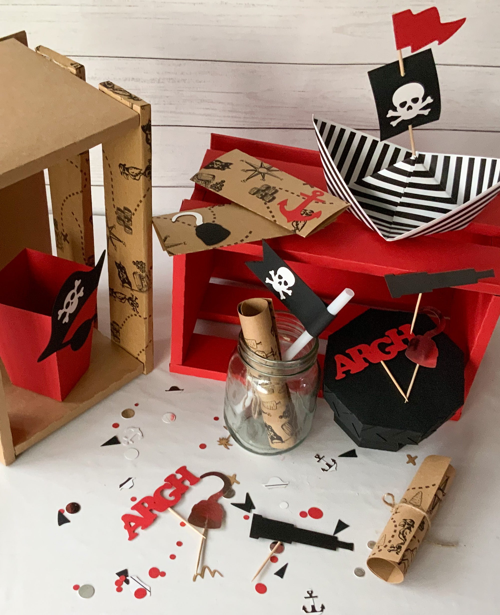 Pinfliers Pirate Theme Birthday Party, A Combo for 10 kids