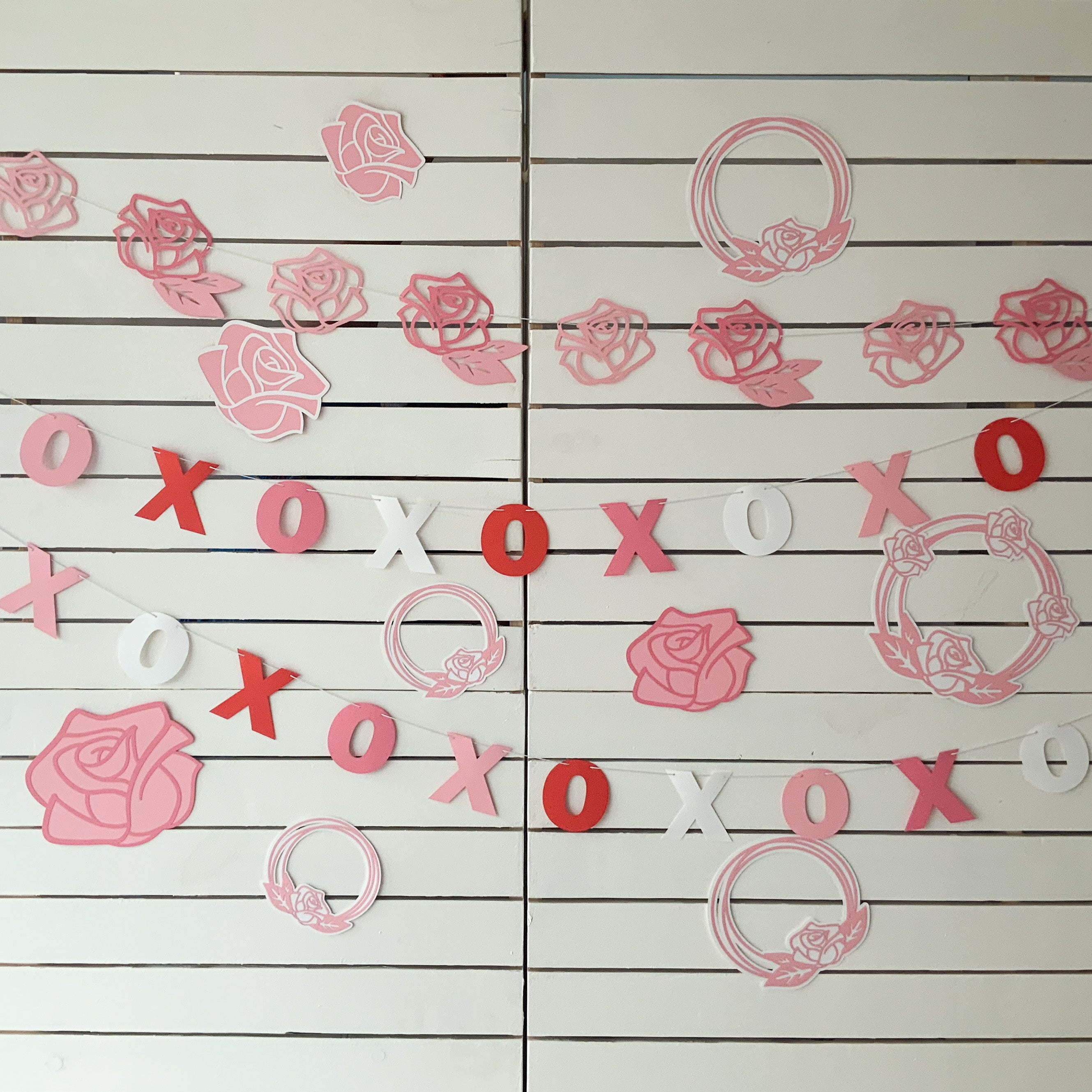 Pinfliers Paper Rose Flower Cutouts For Birthday / Happy Anniversary / Valentines Day Decoration, 6 pieces, Pink